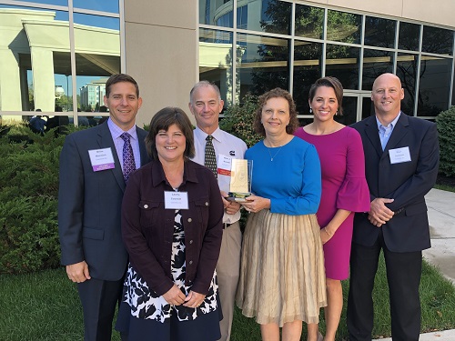 The Cummins team and representatives from EDP Renewables and Benton County